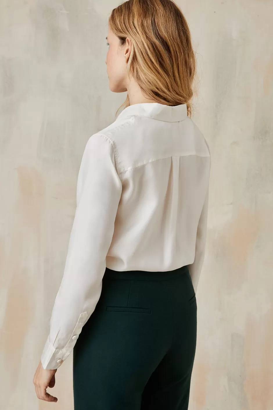 chemisier_en_soie_blanc_innocent_2.webp Soi Paris Chemisier en soie Blanc Innocent IMPRIMÉS Sale