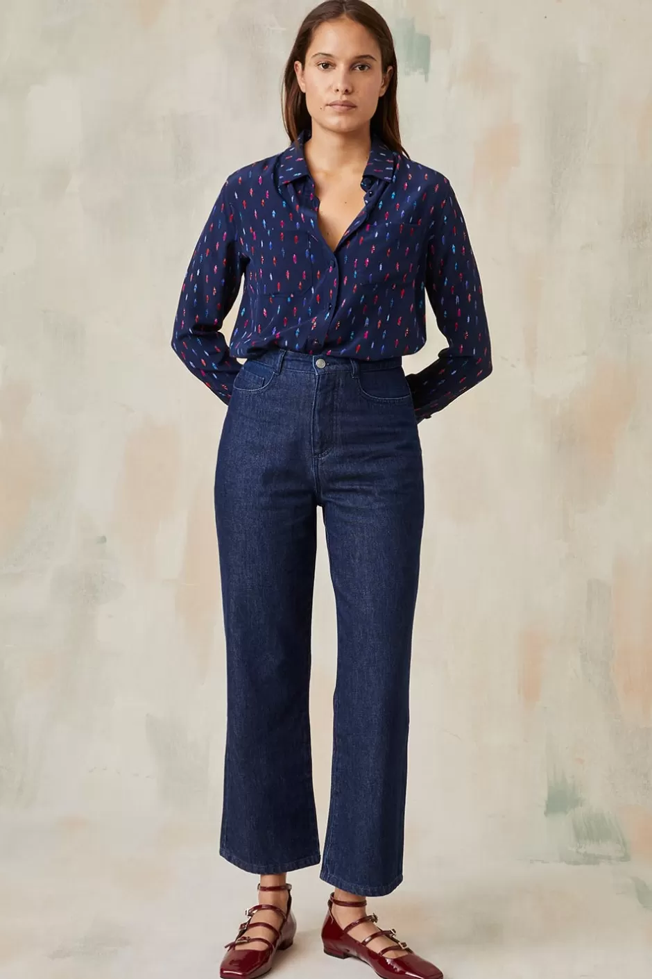 chemisier_en_soie_reine_elisabeth_bleu_6.webp Soi Paris Chemisier en soie Reine Elisabeth Bleu IMPRIMÉS Store