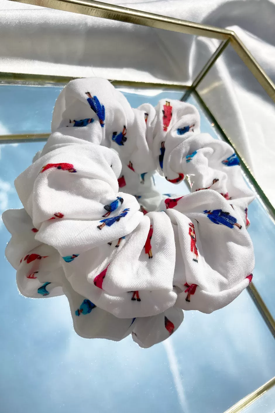 chouchou_reine_elisabeth_3.webp Soi Paris Chouchou Reine Elisabeth IMPRIMÉS Cheap