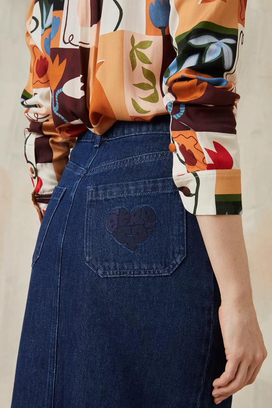 jupe_longue_denim_brut_3.webp Soi Paris Jupe Longue Denim Brut IMPRIMÉS Sale