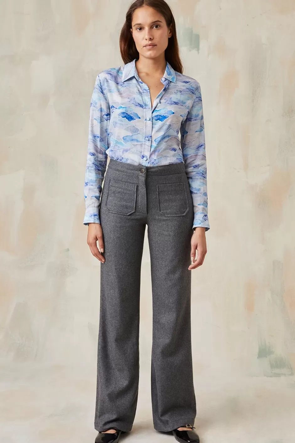 pantalon_enchanteur_anthracite_3.webp Soi Paris Pantalon Enchanteur Anthracite IMPRIMÉS Outlet