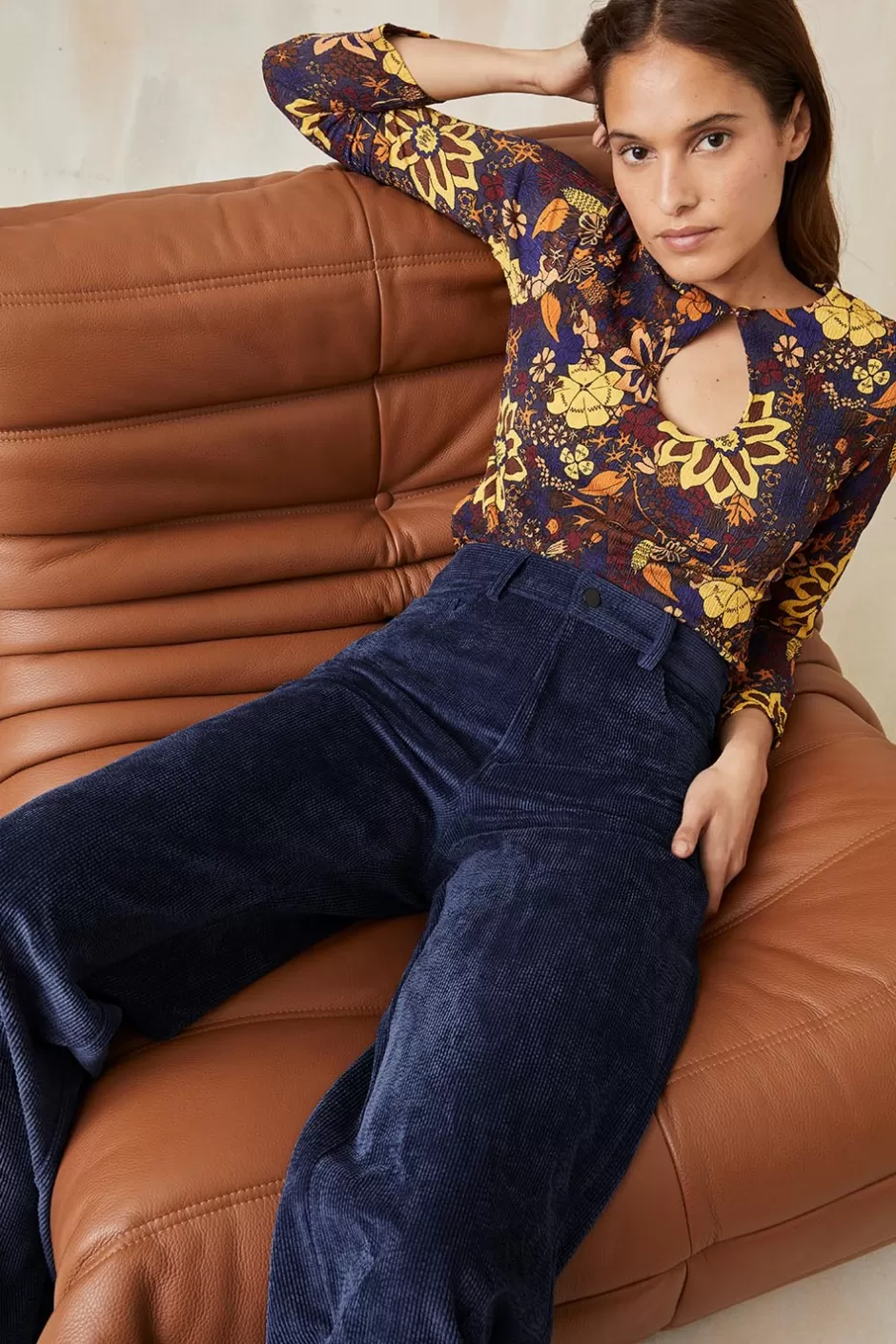 Soi Paris Pantalon Idéaliste en velours Bleu nuit IMPRIMÉS Fashion