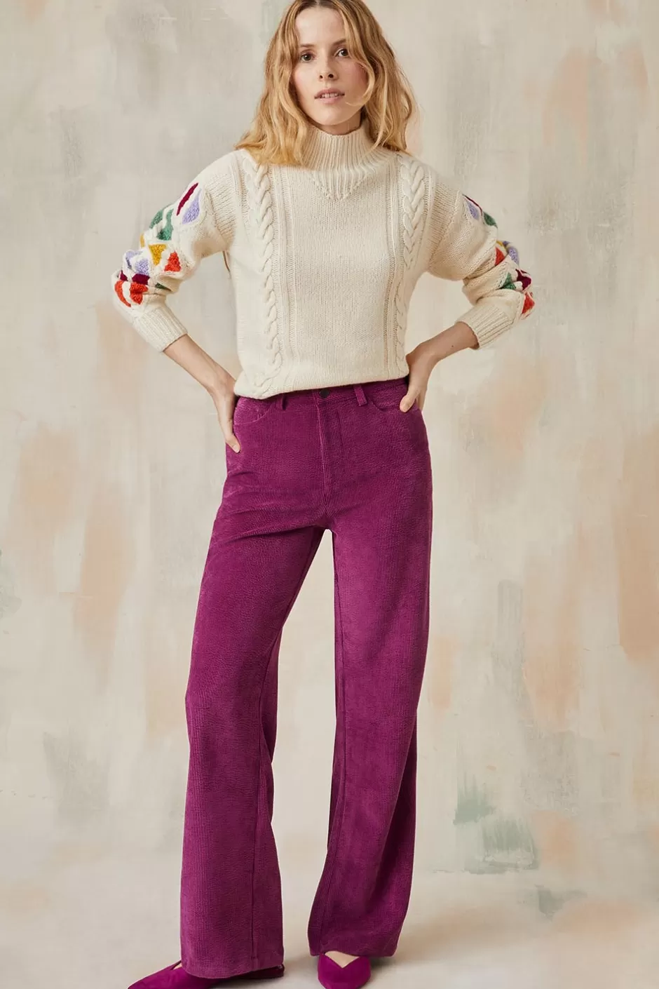 pantalon_idaliste_en_velours_camlia_4.webp Soi Paris Pantalon Idéaliste en velours Camélia IMPRIMÉS Best