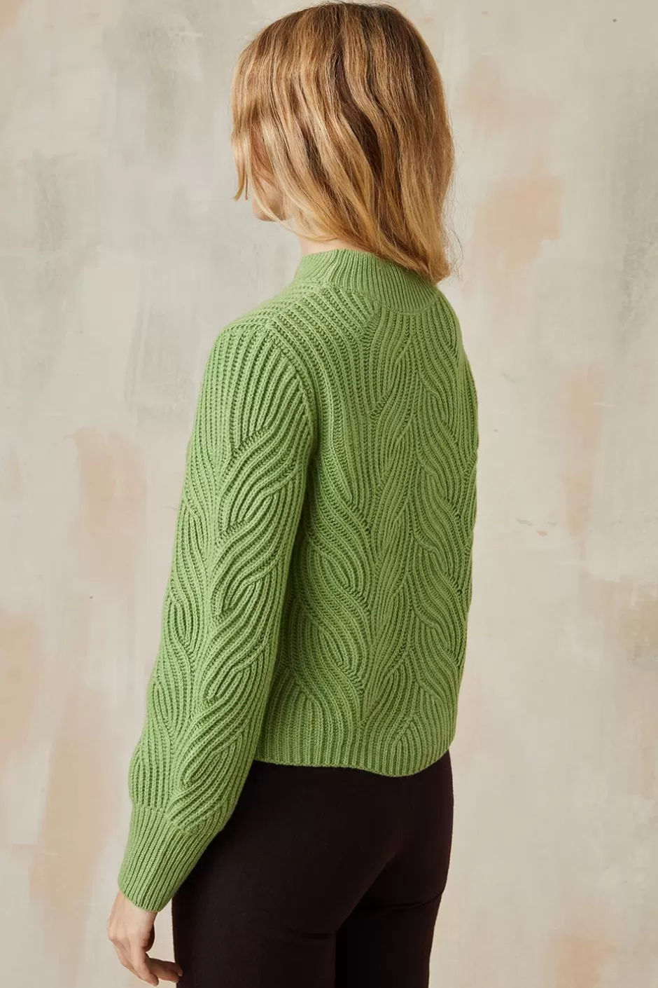 pull_vert_pistache_3.webp Soi Paris Pull Vert Pistache IMPRIMÉS Best Sale