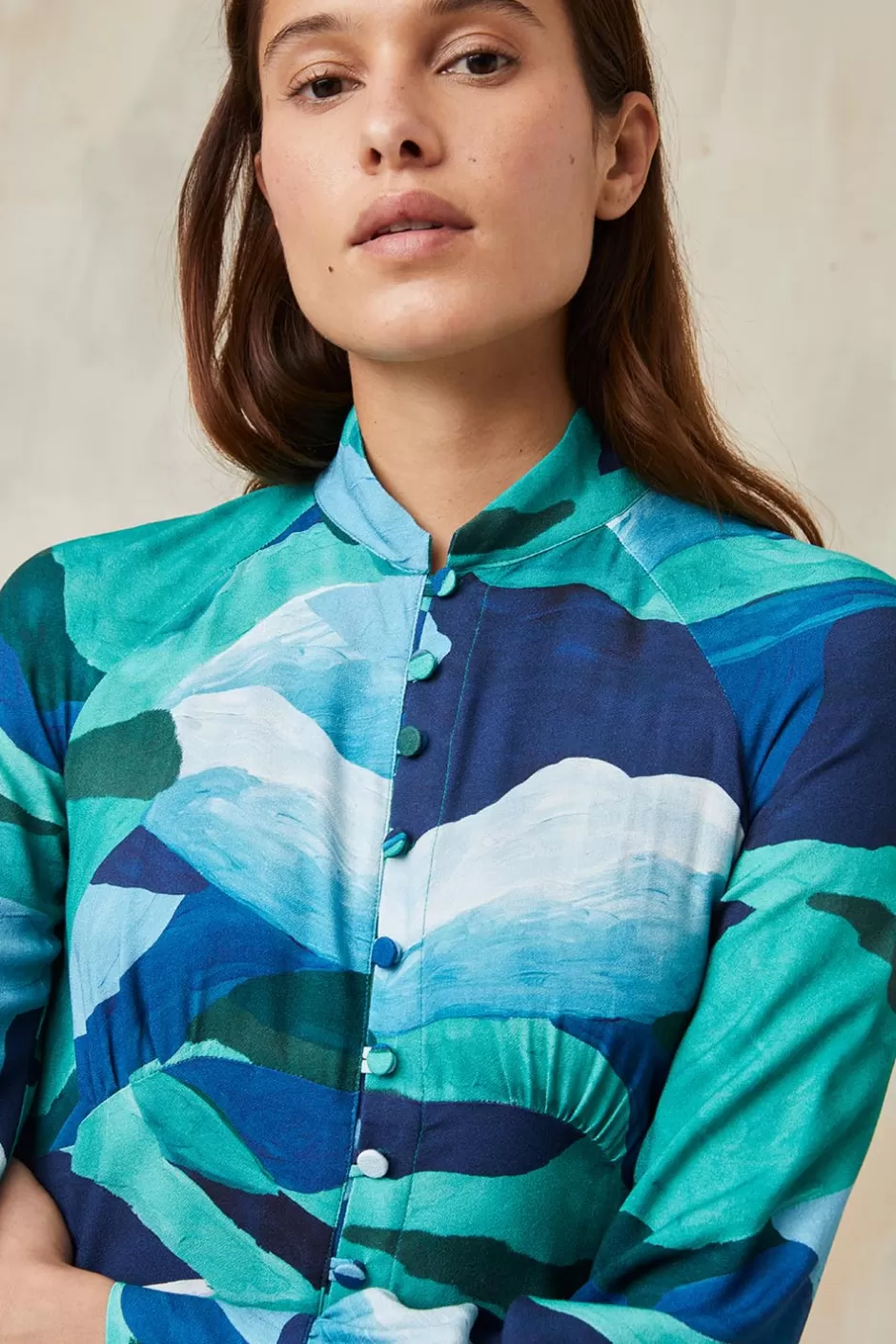 robe_victoria_evasion_glace_3.webp Soi Paris Robe Victoria Evasion glacée IMPRIMÉS Store